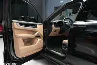 Porsche Cayenne din 2023 cu 13.811 km - oferta POR123619 - foto 11