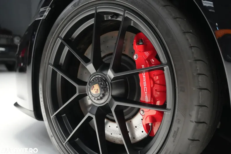 Porsche 911 din 2025 cu 40 km - oferta POR123621 - foto 9