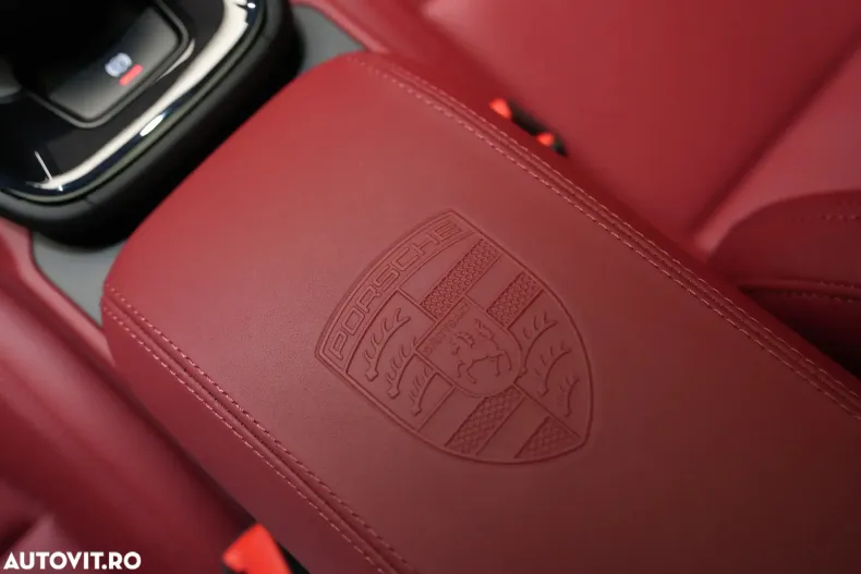Porsche 911 din 2025 cu 40 km - oferta POR123621 - foto 19