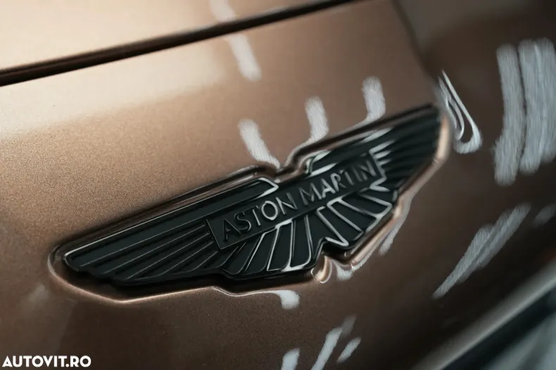 Aston Martin Vanquish din 2025 cu 1.666 km - oferta AST123622 - foto 4