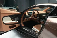 Aston Martin Vanquish din 2025 cu 1.666 km - oferta AST123622 - foto 14