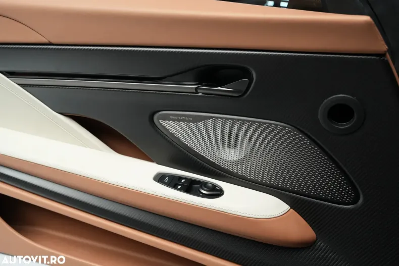 Aston Martin Vanquish din 2025 cu 1.666 km - oferta AST123622 - foto 30