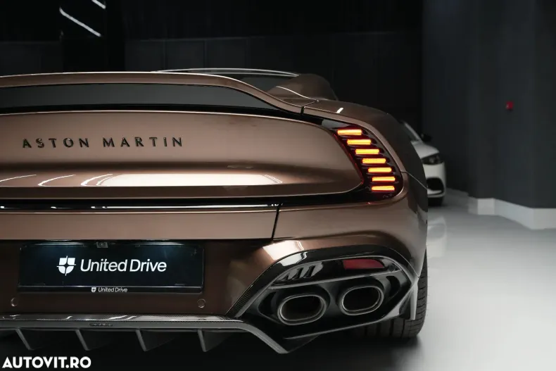 Aston Martin Vanquish din 2025 cu 1.666 km - oferta AST123622 - foto 34