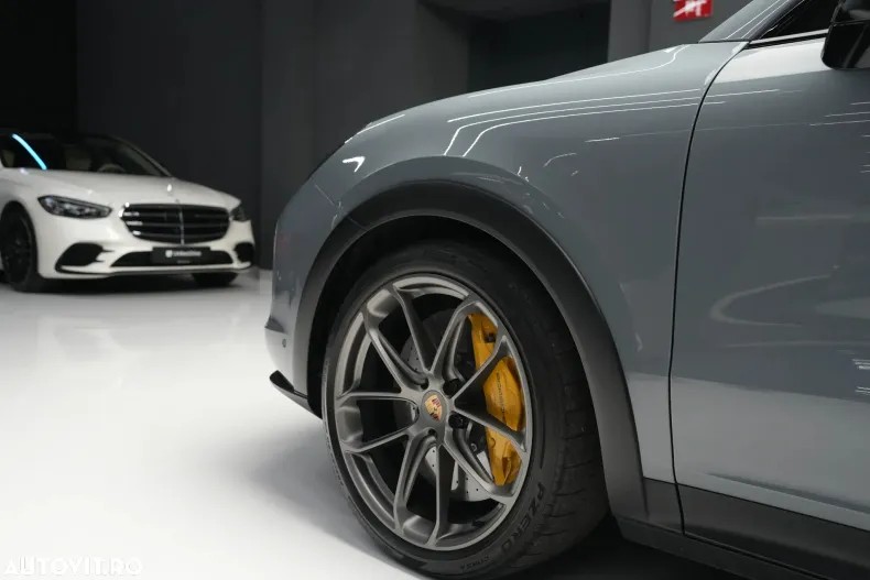 Porsche Cayenne Coupe din 2022 cu 50.200 km - oferta POR123623 - foto 6