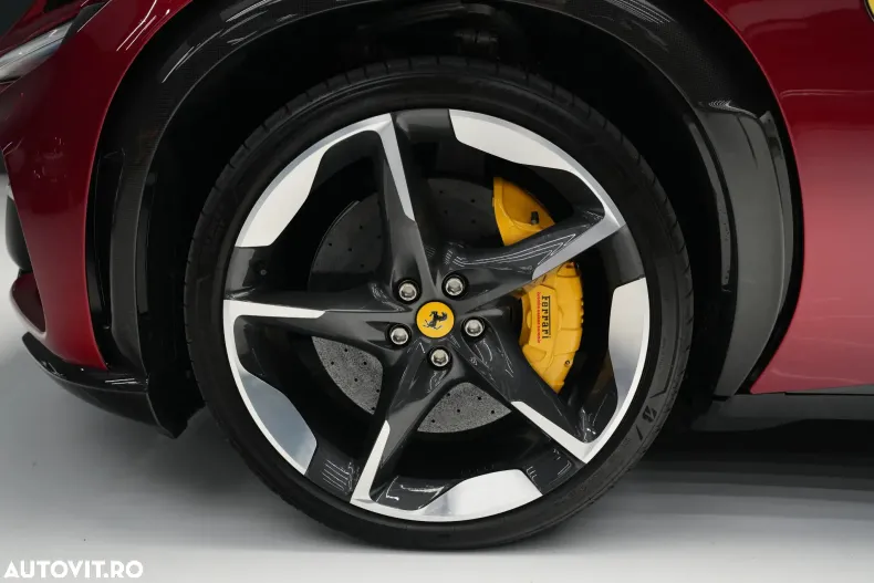 Ferrari Purosangue din 2024 cu 1.700 km - oferta FER123624 - foto 4