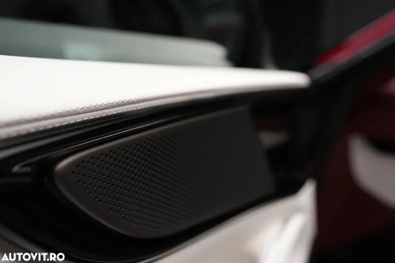 Ferrari Purosangue din 2024 cu 1.700 km - oferta FER123624 - foto 7