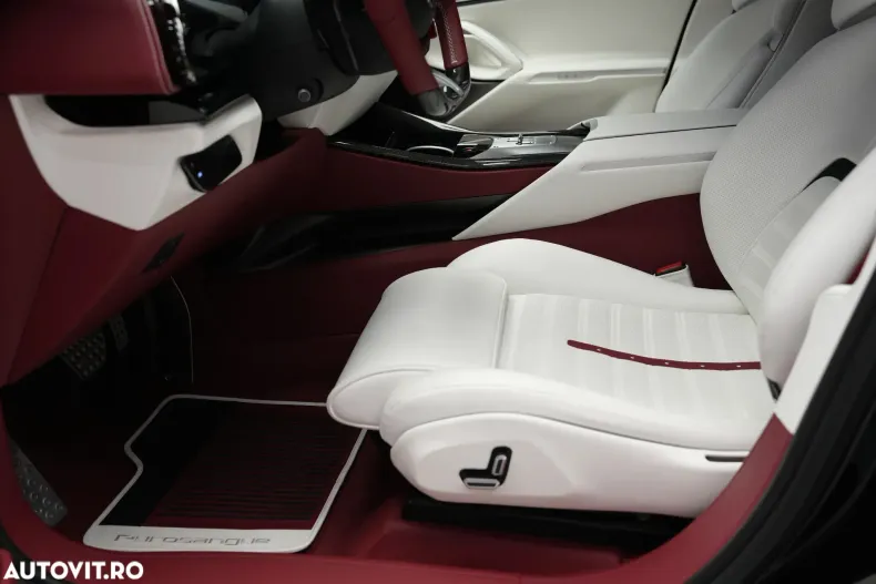 Ferrari Purosangue din 2024 cu 1.700 km - oferta FER123624 - foto 8