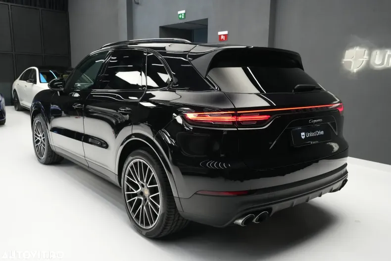 Porsche Cayenne din 2021 cu 52.400 km - oferta POR123633 - foto 4
