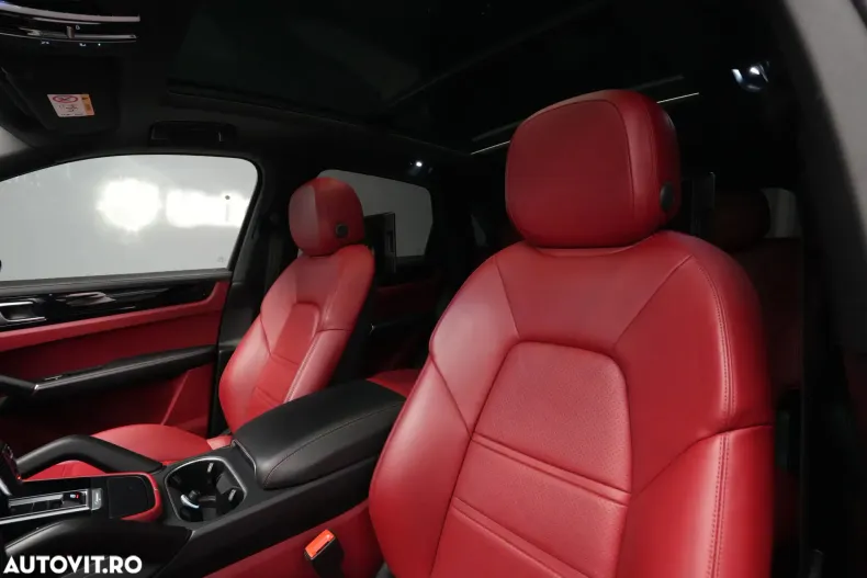 Porsche Cayenne din 2021 cu 52.400 km - oferta POR123633 - foto 16