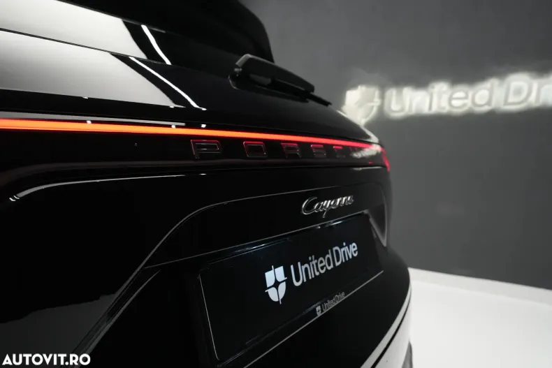Porsche Cayenne din 2021 cu 52.400 km - oferta POR123633 - foto 23
