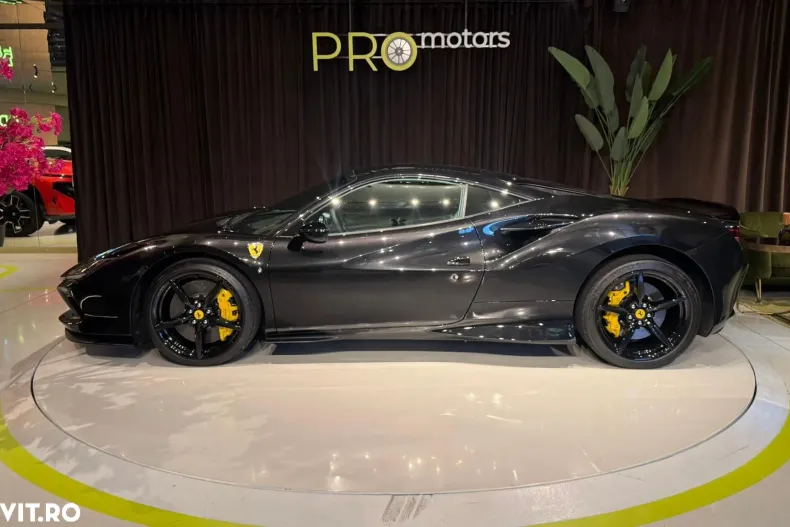 Ferrari F8 din 2021 cu 35.500 km - oferta FER123650 - foto 8
