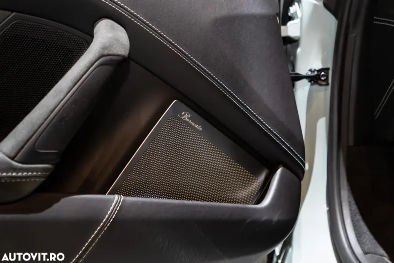 Porsche 911 din 2023 cu 15.600 km - oferta POR123655 - foto 11