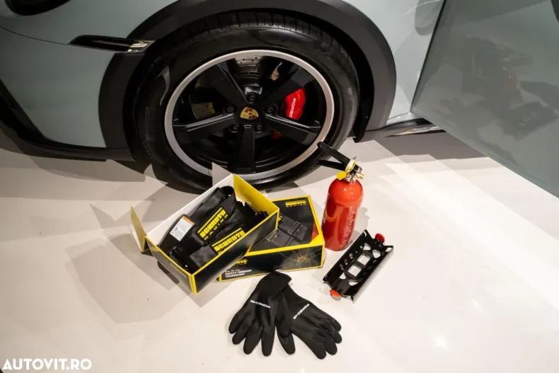 Porsche 911 din 2023 cu 15.600 km - oferta POR123655 - foto 22