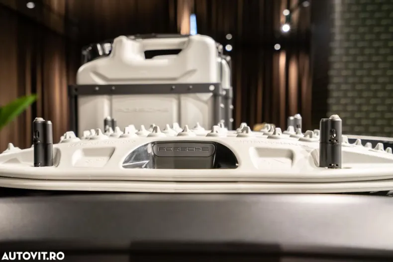 Porsche 911 din 2023 cu 15.600 km - oferta POR123655 - foto 23