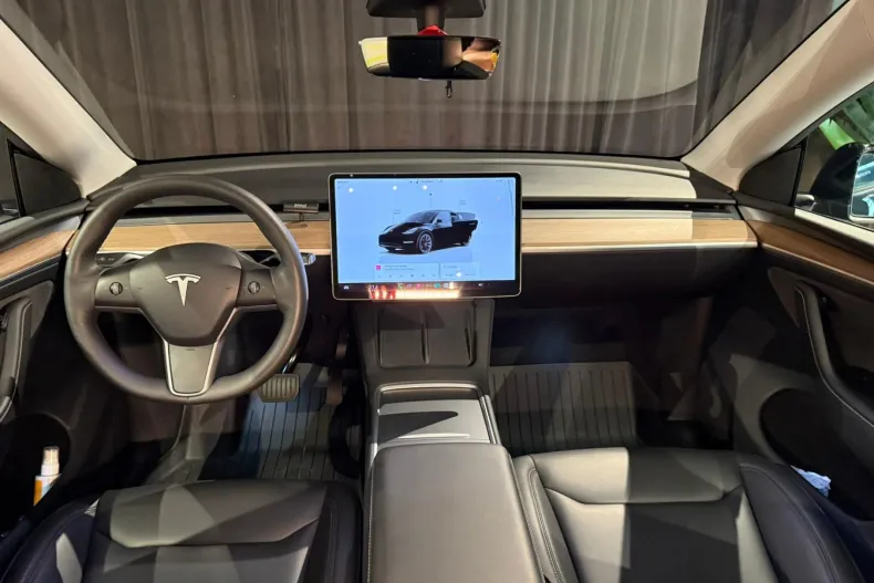 Tesla Model Y din 2024 cu 50.000 km - oferta TES123656 - foto 13