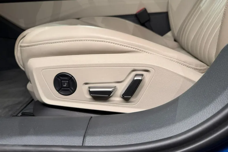 Audi A6 din 2019 cu 30.000 km - oferta AUD123665 - foto 12