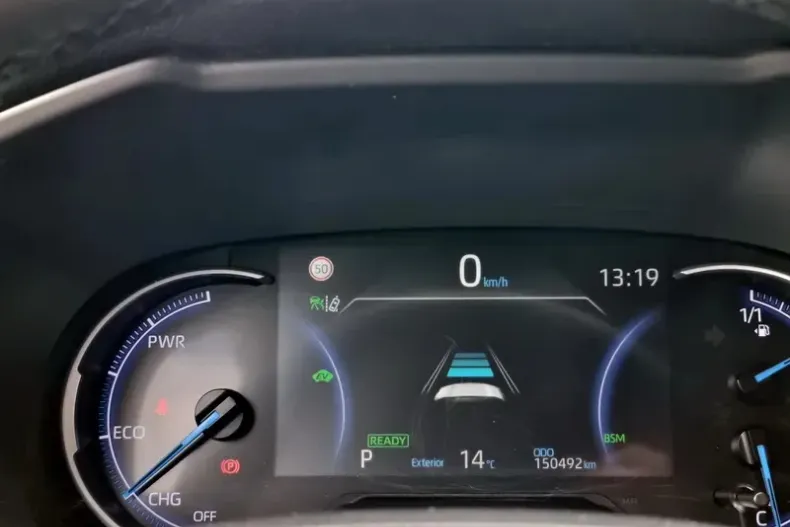 Toyota RAV4 din 2021 cu 150.500 km - oferta TOY123695 - foto 6