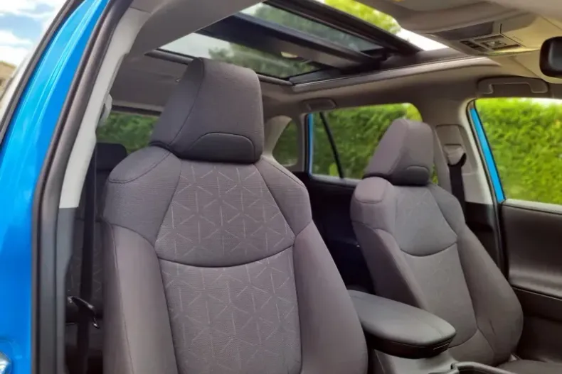 Toyota RAV4 din 2021 cu 150.500 km - oferta TOY123695 - foto 11