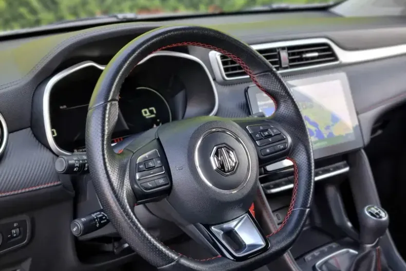 MG ZS din 2022 cu 105.900 km - oferta MG0123699 - foto 9