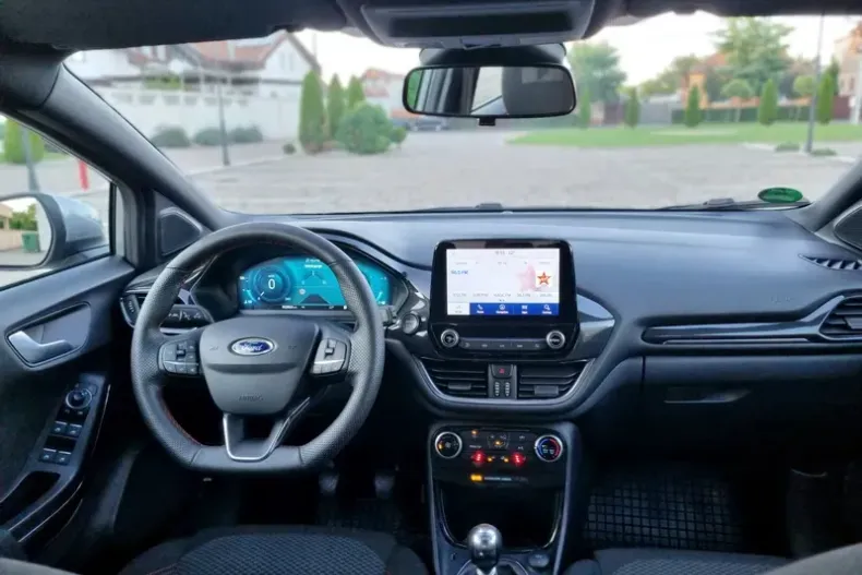 Ford Puma din 2023 cu 93.390 km - oferta FOR123700 - foto 6