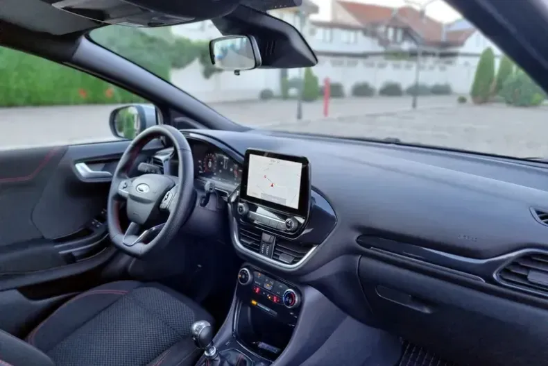 Ford Puma din 2023 cu 93.390 km - oferta FOR123700 - foto 15