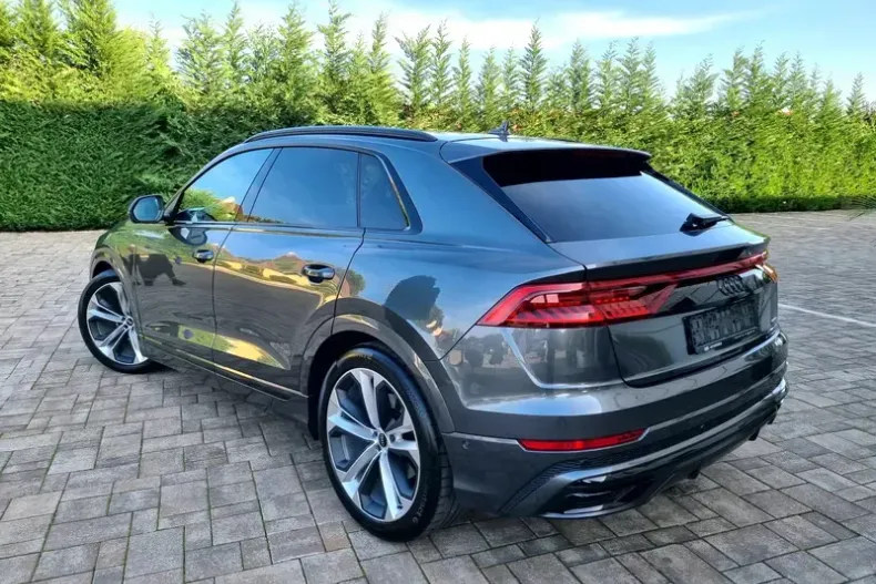 Audi Q8 din 2022 cu 44.521 km - oferta AUD123711 - foto 2