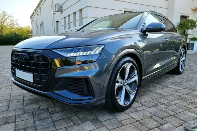 Audi Q8 din 2022 cu 44.521 km - oferta AUD123711 - foto 3