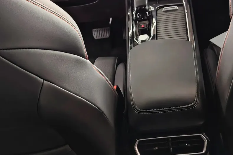 Geely Cityray din 2025 cu 0 km - oferta GEE123712 - foto 19