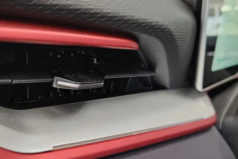 Geely Coolray din 2024 cu 0 km - oferta GEE123713 - foto 16