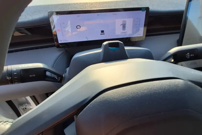 Lynk&Co 02 din 2025 cu 15 km - oferta LYN123717 - foto 12