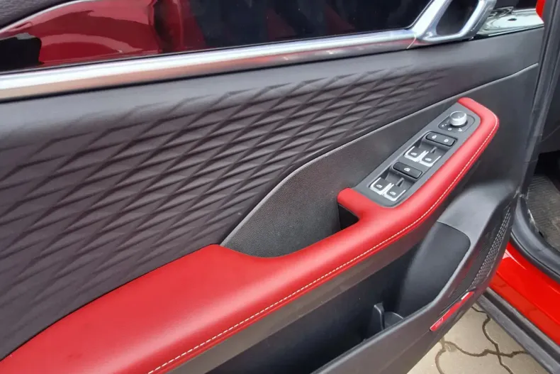 Geely Coolray din 2024 cu 10 km - oferta GEE123718 - foto 8