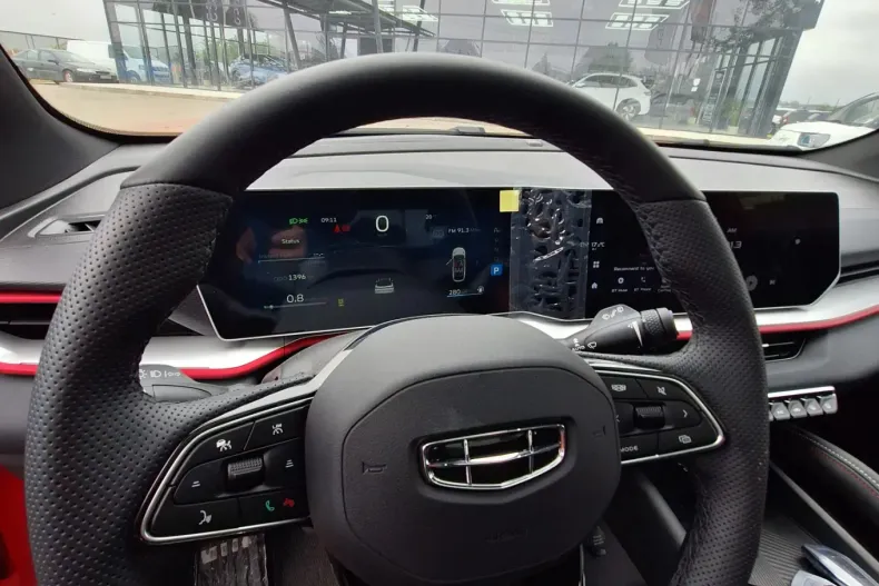 Geely Coolray din 2024 cu 10 km - oferta GEE123718 - foto 10