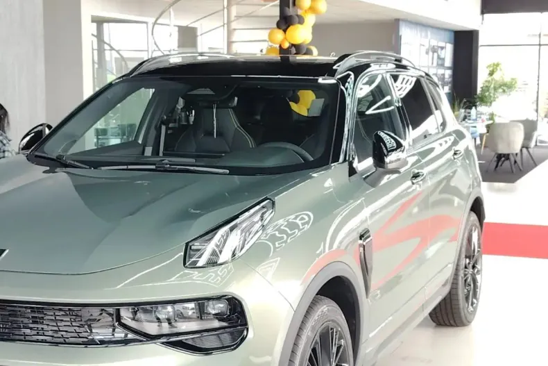 Lynk&Co 01 din 2025 cu 0 km - oferta LYN123719 - foto 1