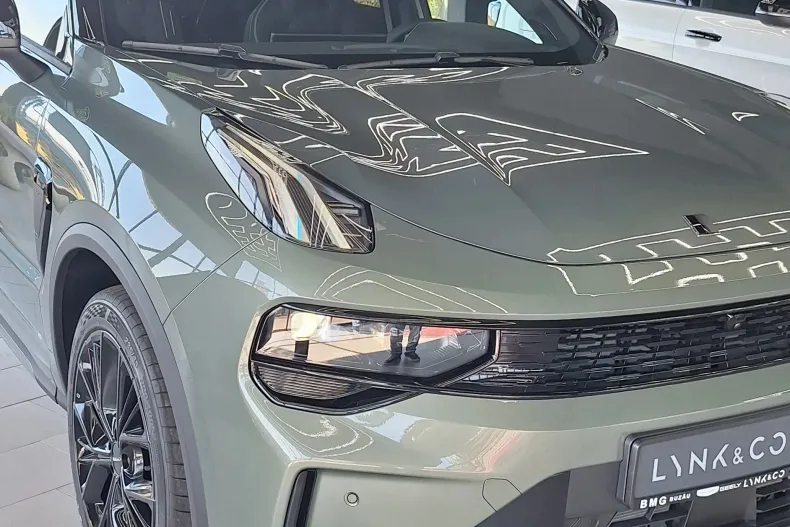 Lynk&Co 01 din 2025 cu 0 km - oferta LYN123719 - foto 3