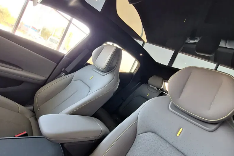 Lynk&Co 02 din 2025 cu 0 km - oferta LYN123720 - foto 15