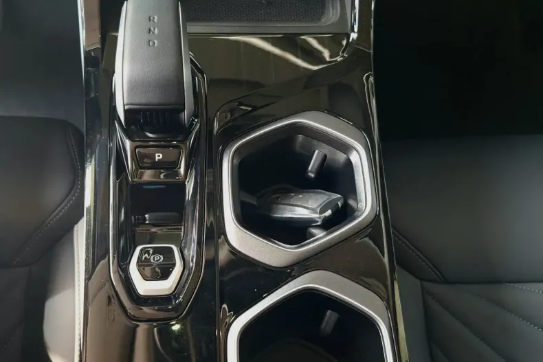 Geely Starray din 2024 cu 5 km - oferta GEE123722 - foto 11