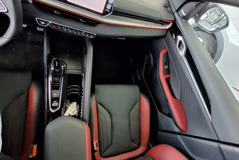 Geely Coolray din 2024 cu 1 km - oferta GEE123727 - foto 10