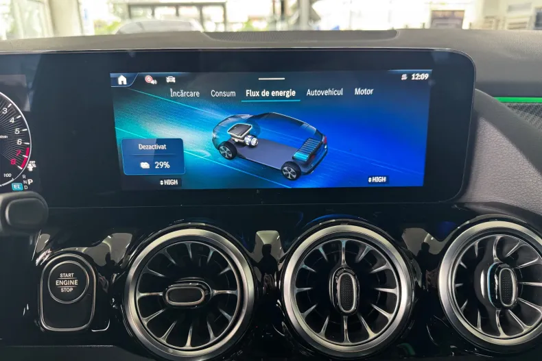 Mercedes-Benz GLA din 2024 cu 25.800 km - oferta MER123770 - foto 20