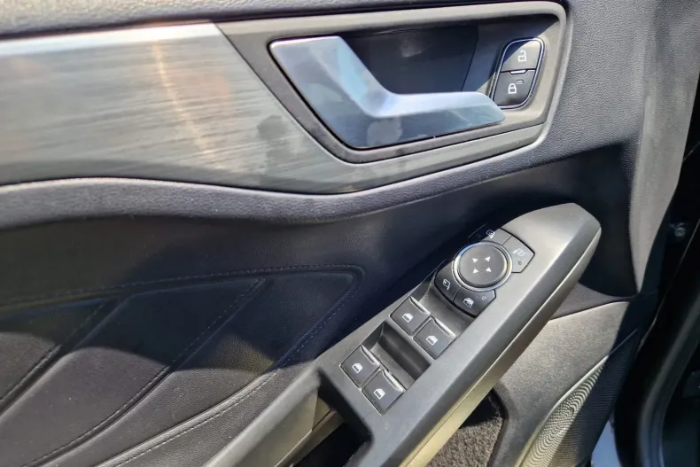 Ford Focus din 2020 cu 71.983 km - oferta FOR123796 - foto 7