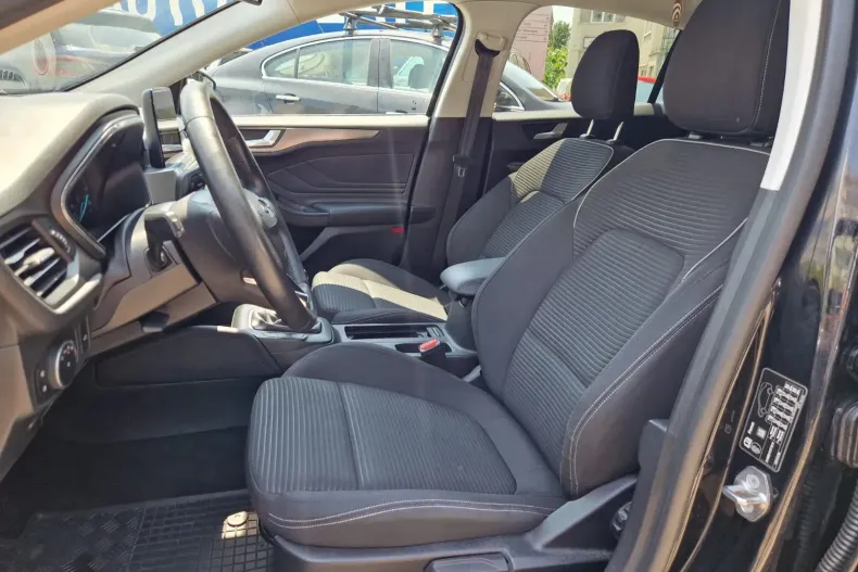 Ford Focus din 2020 cu 71.983 km - oferta FOR123796 - foto 8