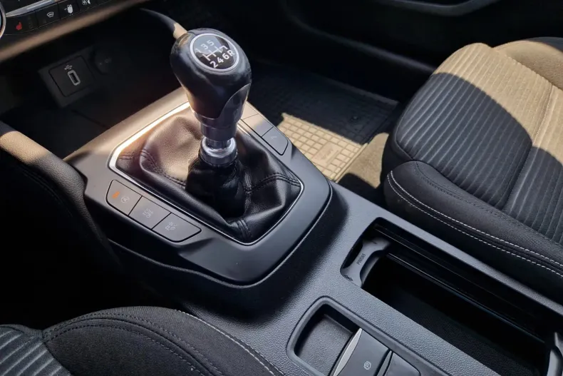 Ford Focus din 2020 cu 71.983 km - oferta FOR123796 - foto 19