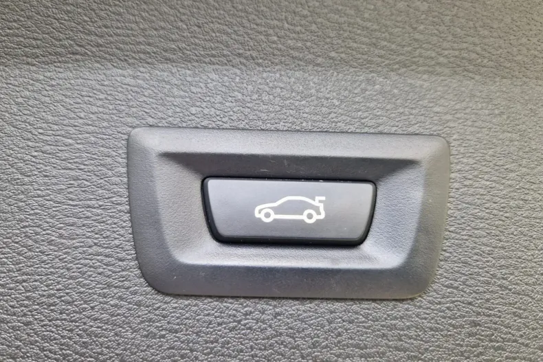 BMW X1 din 2020 cu 73.374 km - oferta BMW123800 - foto 24