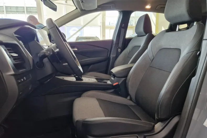 Nissan Qashqai din 2024 cu 7.504 km - oferta NIS123801 - foto 7