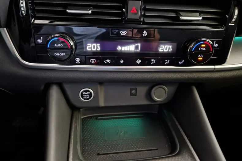 Nissan Qashqai din 2024 cu 7.504 km - oferta NIS123801 - foto 18