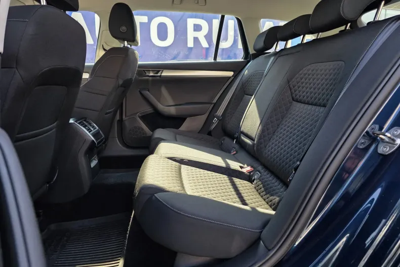 Skoda Superb din 2020 cu 104.850 km - oferta SKO123814 - foto 23