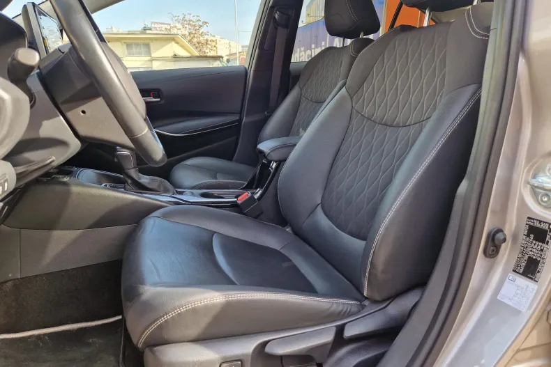 Toyota Corolla din 2021 cu 81.376 km - oferta TOY123816 - foto 8