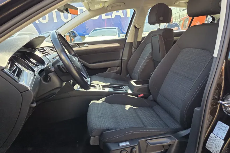 Volkswagen Passat din 2020 cu 95.160 km - oferta VOL123817 - foto 7