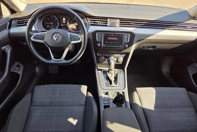 Volkswagen Passat din 2020 cu 95.160 km - oferta VOL123817 - foto 8