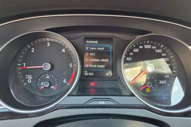 Volkswagen Passat din 2020 cu 95.160 km - oferta VOL123817 - foto 14