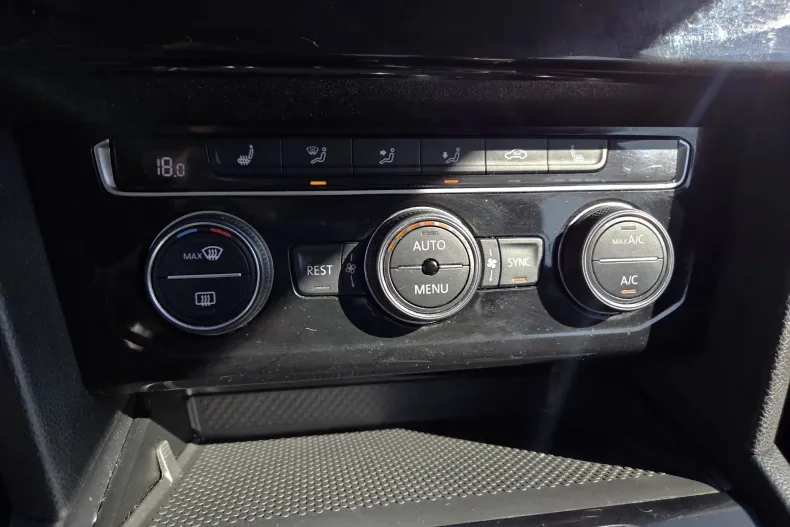 Volkswagen Passat din 2020 cu 95.160 km - oferta VOL123817 - foto 17